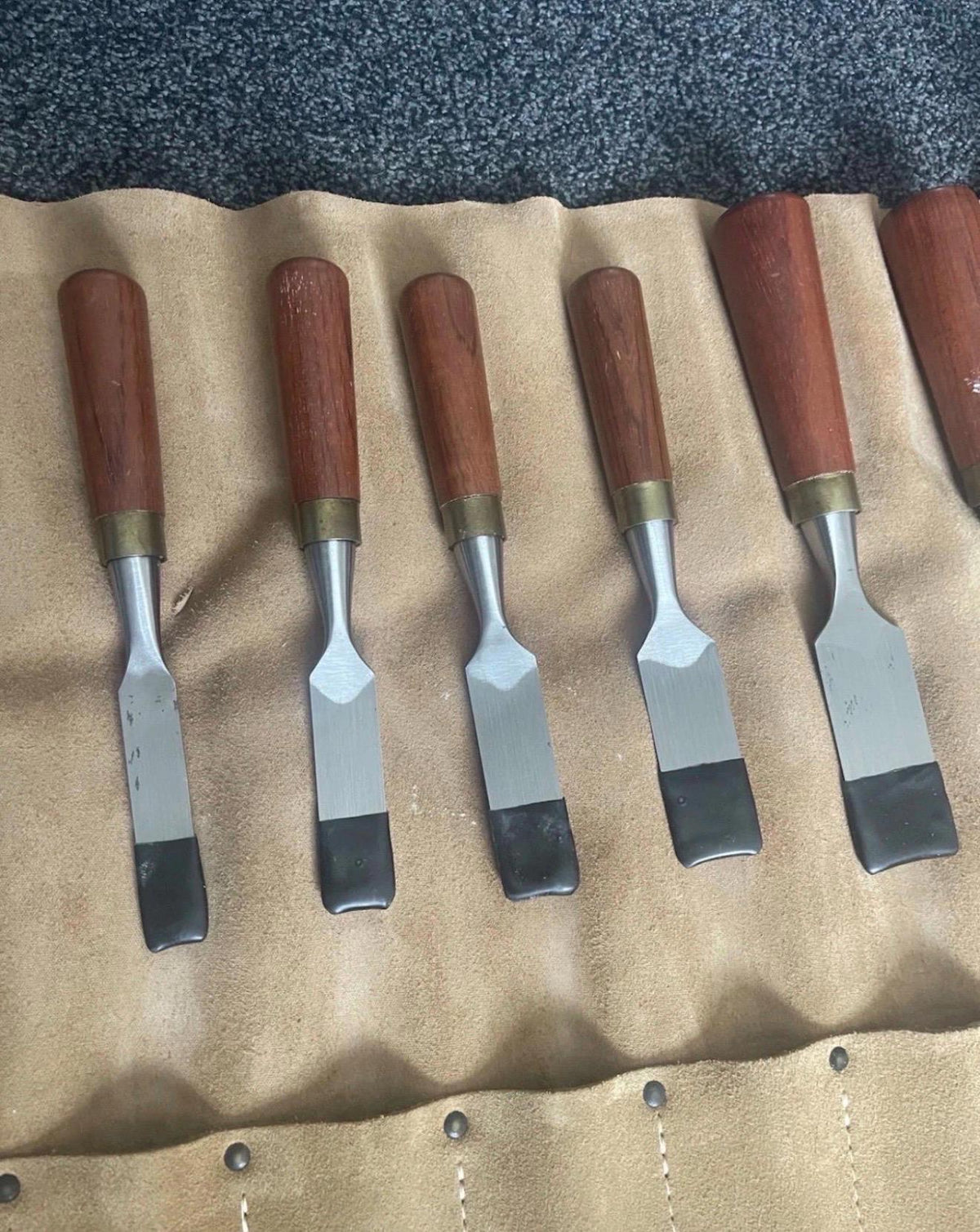 Handmade Woodworking Chisel Set | Traditional Wood Carving Tools for Craftsmen & Carpenters