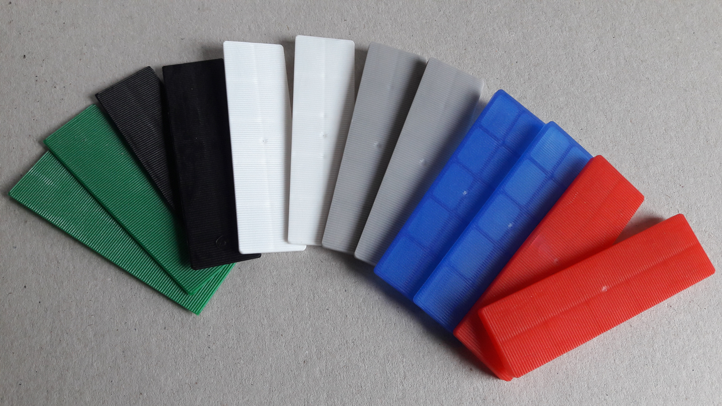 24mm x 100mm Flat Plastic Glazing Packers - Precision Window and Door Spacers, 1-6mm Thickness