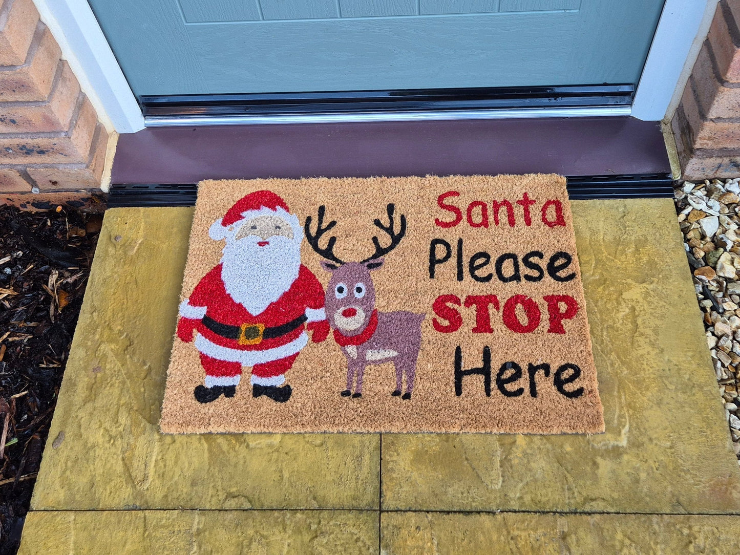 Doormat 60cm x 40cm - 'Santa Please Stop Here' - Absorbent Coir Mat for Indoor/Outdoor