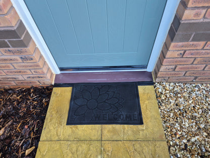 Rubber Doormat 60cm x 40cm - 'Welcome' (Flower) - Absorbent Coir Mat for Indoor/Outdoor