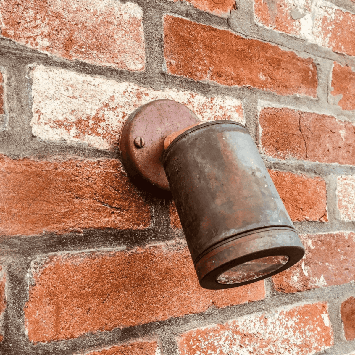 Hunza Adjustable Wall Spot (GU10) - IP66
