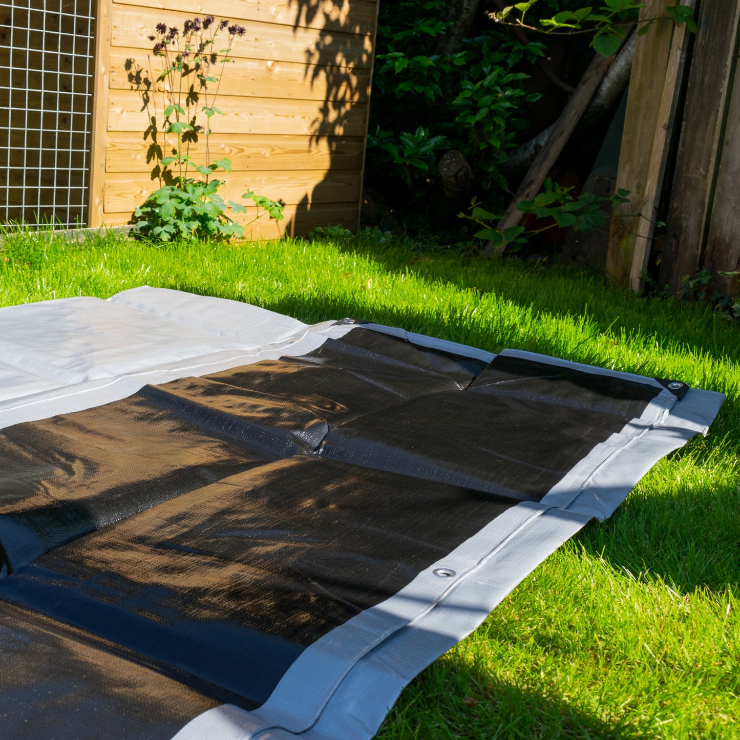 Silver XL-Grade Tarpaulin with 10 x 4" Bungee Balls (Black)