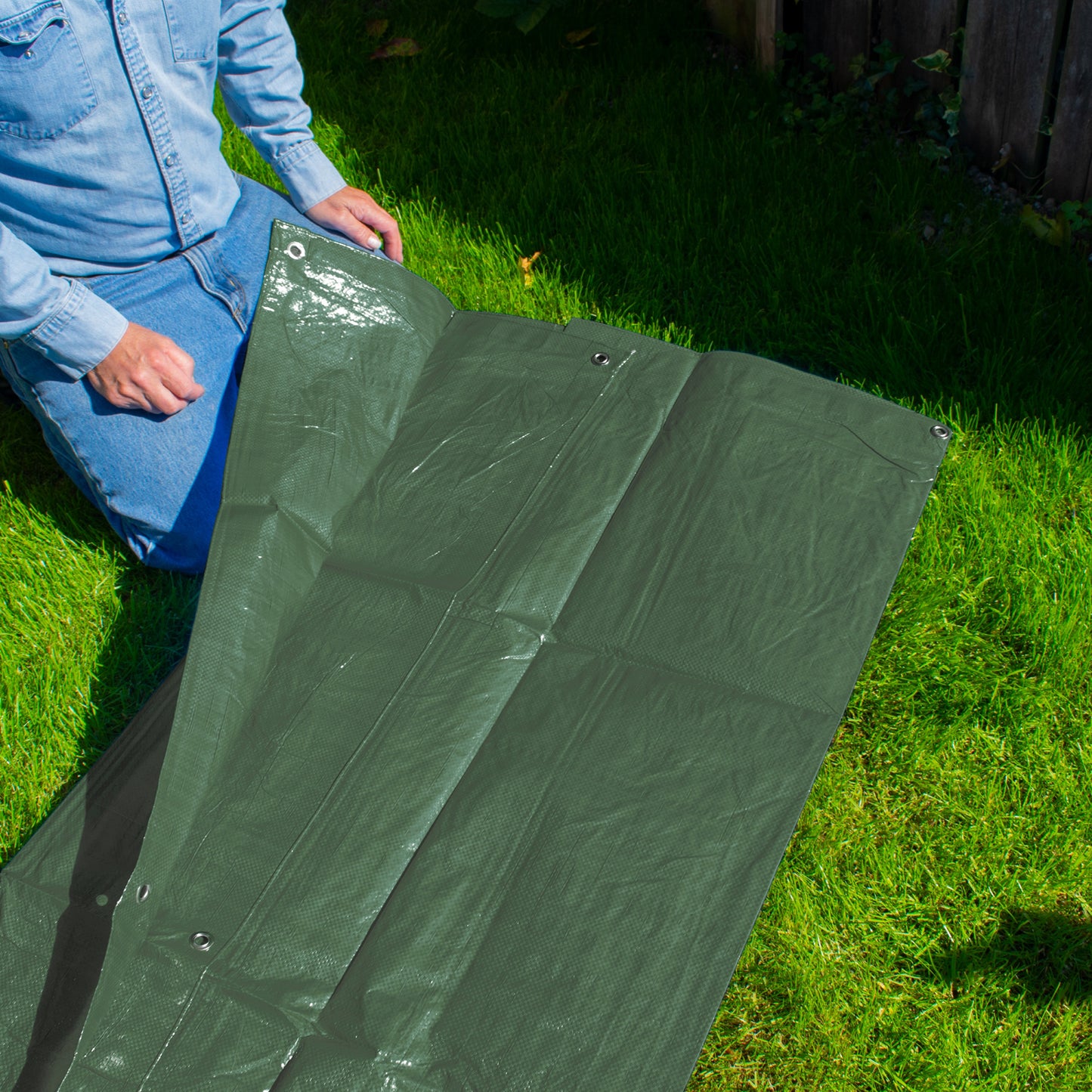 Green M-Grade Tarpaulin 4m x 6m
