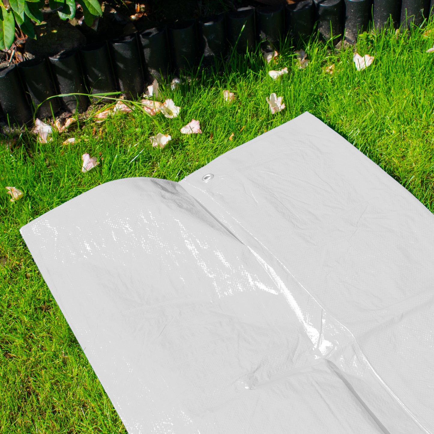 White M-Grade Tarpaulin 6m x 8m