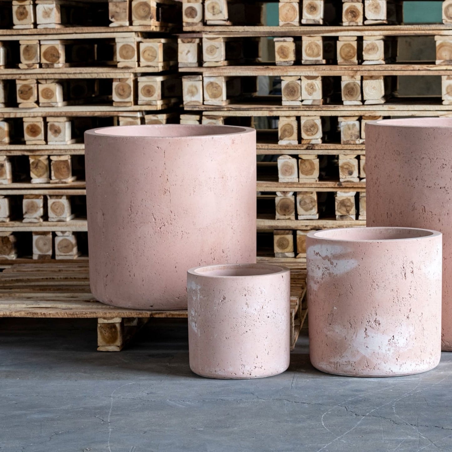 Aurella | Blushstone – 40cm Large Concrete Cylinder Planter – 34L Round Plant Pot