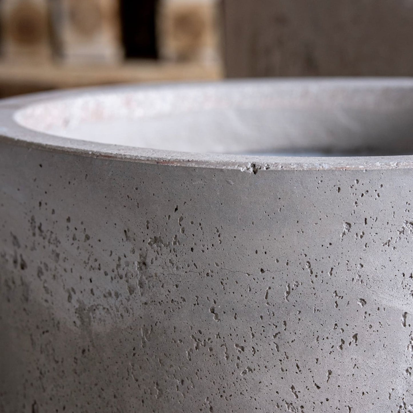 Aurella | Truffle – 85cm XXL Concrete Cylinder Planter – 365L Round Plant Pot