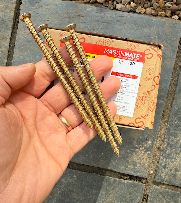 concrete screws 7.5 x 122 box 100