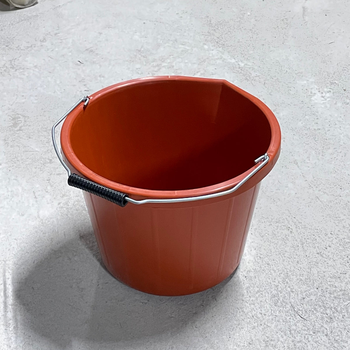 The Hoddy Bucket 15-litre capacity