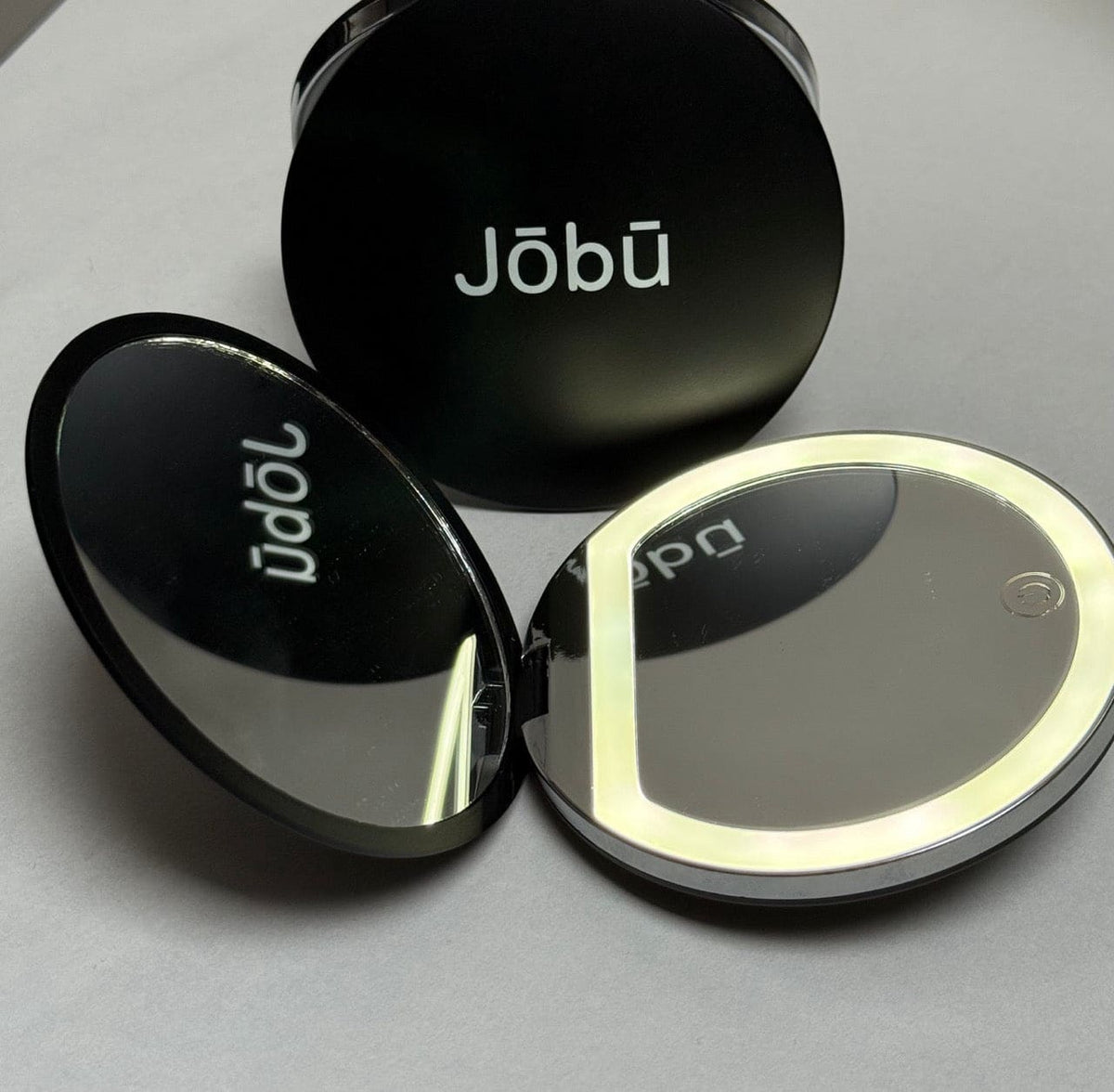 Kawai - LED Travel Cosmetic Mirror