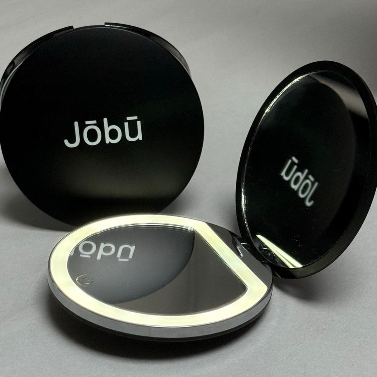Kawai - LED Travel Cosmetic Mirror